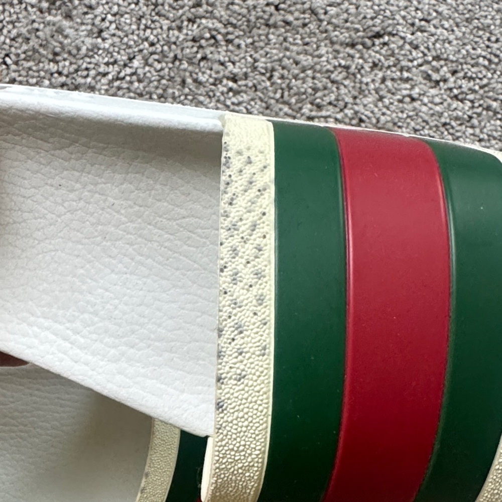 Gucci White Slides with Green and Red Stripes - Picture 5 of 7